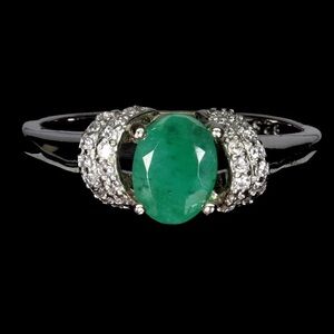 Elegant 925 Sterling Silver Natural Green Emerald Gemstone Ring w/ zircon accent